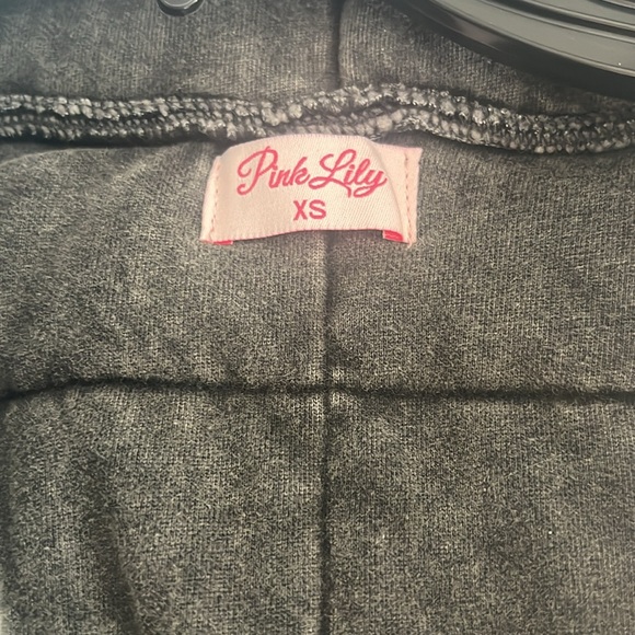 Perfect Tone Black Acid Wash Quilted Vest size XS new, newer worn grey pink lily - Picture 7 of 12